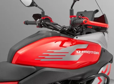 QJ Motor Moto SRT550SX