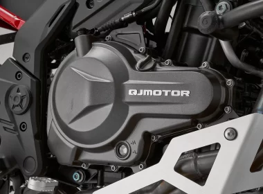 QJ Motor Moto SRT550SX