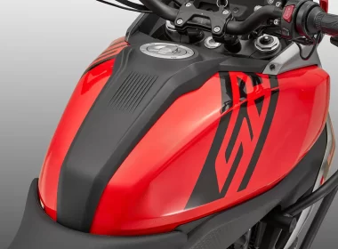 QJ Motor Moto SRT550SX