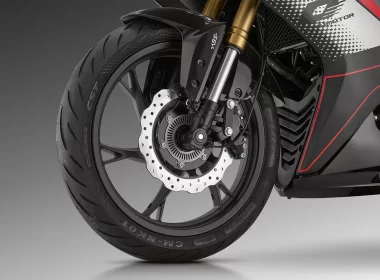 QJ Motor Moto SKR 125R