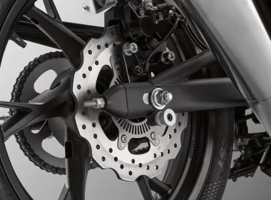 QJ Motor Moto SKR 125R