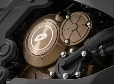 QJ Motor Moto SKR 125R